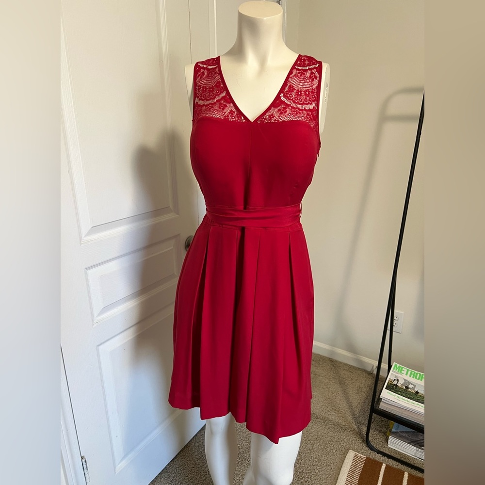 GUESS Cocktail Red Dress Excellent Condition - Size 6